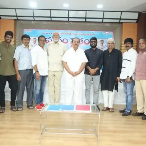Kadambari-Kiran-Manam-Saitham-Completes-12-Years-696x464
